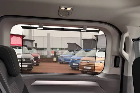 BL75NRJ Volkswagen Transporter Shuttle 2.0 TDI 150PS Minibus Style Auto Thumbnail #47