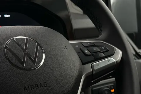 BL75NRJ Volkswagen Transporter Shuttle 2.0 TDI 150PS Minibus Style Auto Thumbnail #60