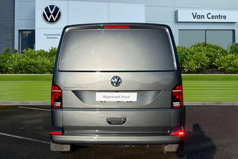 PK74NXO Volkswagen Transporter 2.0 TDI 110 Highline Van Thumbnail #4