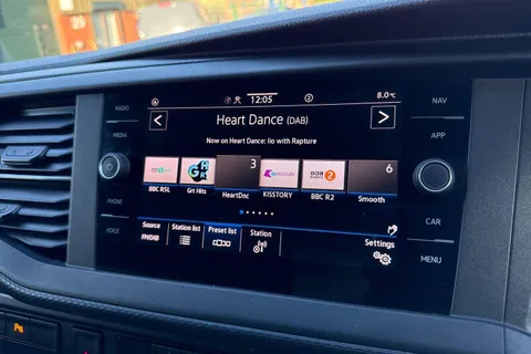 PK74NXO Volkswagen Transporter 2.0 TDI 110 Highline Van Thumbnail #29