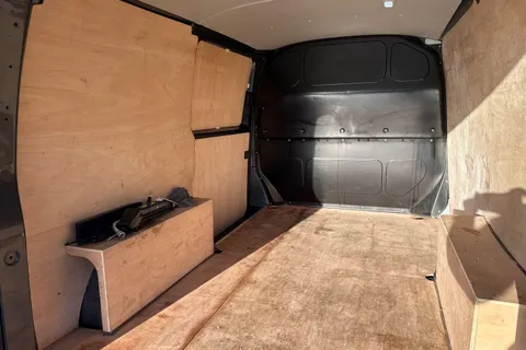 PK74NXO Volkswagen Transporter 2.0 TDI 110 Highline Van Thumbnail #35