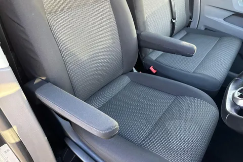 PK74NXO Volkswagen Transporter 2.0 TDI 110 Highline Van Thumbnail #38