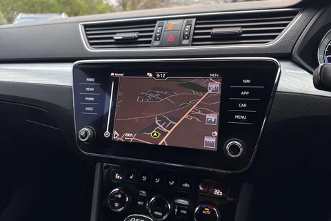 AJ21XDT Škoda Superb 1.4 TSI iV SE Technology DSG 5dr Thumbnail #13