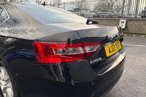 AJ21XDT Škoda Superb 1.4 TSI iV SE Technology DSG 5dr Thumbnail #17