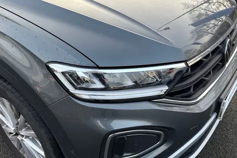 DC72BRZ Volkswagen T-Roc 1.5 TSI Life 5dr Thumbnail #9