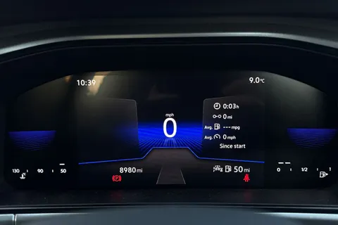 DC72BRZ Volkswagen T-Roc 1.5 TSI Life 5dr Thumbnail #39