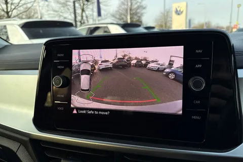 DC72BRZ Volkswagen T-Roc 1.5 TSI Life 5dr Thumbnail #46