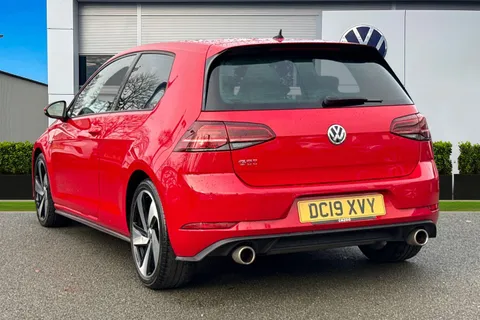 DC19XVY Volkswagen Golf 2.0 TSI 245 GTI Performance 3dr Thumbnail #2