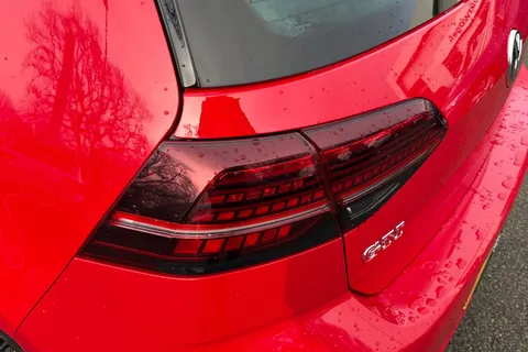 DC19XVY Volkswagen Golf 2.0 TSI 245 GTI Performance 3dr Thumbnail #7