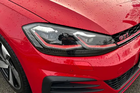 DC19XVY Volkswagen Golf 2.0 TSI 245 GTI Performance 3dr Thumbnail #8