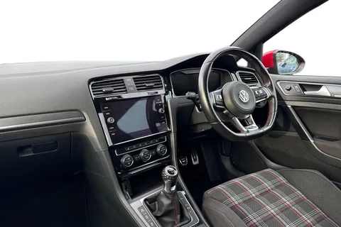 DC19XVY Volkswagen Golf 2.0 TSI 245 GTI Performance 3dr Thumbnail #14