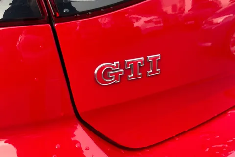 DC19XVY Volkswagen Golf 2.0 TSI 245 GTI Performance 3dr Thumbnail #28