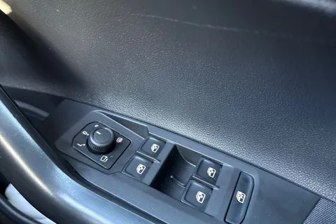 GD23SSO Volkswagen Polo 1.0 Life 5dr Thumbnail #25