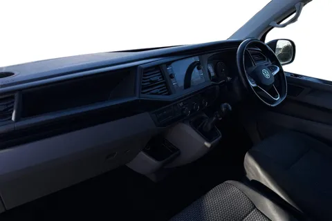 PK74NXO Volkswagen Transporter T28 Panel van Highline SWB 110 PS 2.0 TDI 5sp Manual Thumbnail #15
