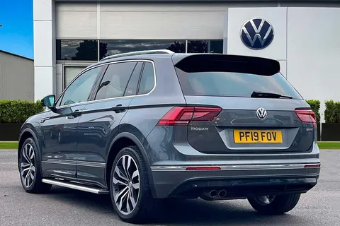 PF19FOV Volkswagen Tiguan 2.0 TDi 190 4Motion R-Line 5dr DSG Thumbnail #3