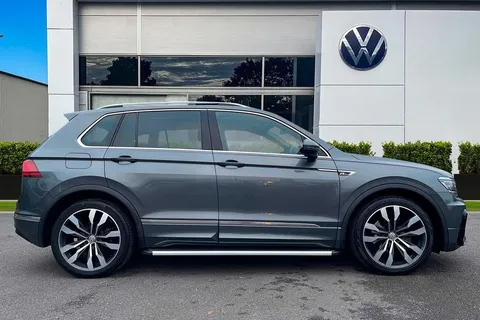PF19FOV Volkswagen Tiguan 2.0 TDi 190 4Motion R-Line 5dr DSG Thumbnail #4