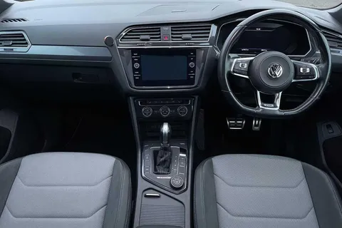 PF19FOV Volkswagen Tiguan 2.0 TDi 190 4Motion R-Line 5dr DSG Thumbnail #37