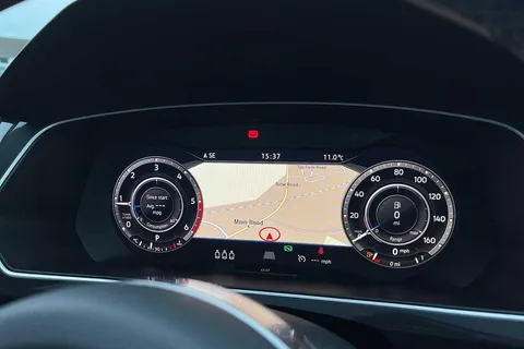 PF19FOV Volkswagen Tiguan 2.0 TDi 190 4Motion R-Line 5dr DSG Thumbnail #45