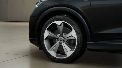  Audi Q4 e-tron 45 Black Edition Sportback 5dr Electric Auto quattro 82kWh (286 ps) Thumbnail #4