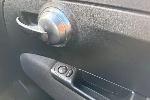 BN17UPV Abarth 595 1.4 T-Jet Euro 6 3dr Thumbnail #19