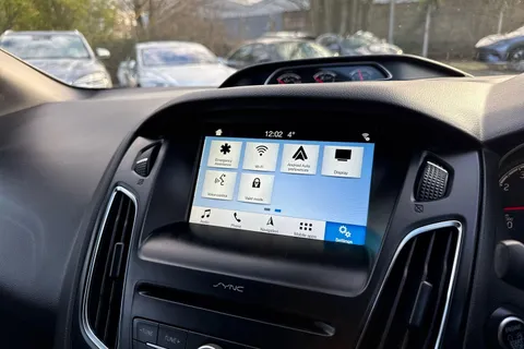 ST18VGZ Ford Focus 2.0T EcoBoost ST-2 Euro 6 (s/s) 5dr Thumbnail #38