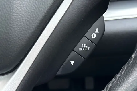 MA18VLJ Honda CR-V 2.0 i-VTEC EX 5dr Auto Thumbnail #47