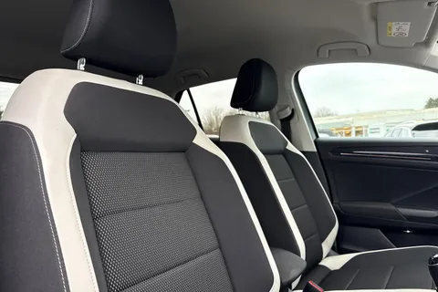 KP19KDJ Volkswagen T-Roc 2.0 TDI 4MOTION SEL ⭐1 Year VW Warranty⭐ Thumbnail #24