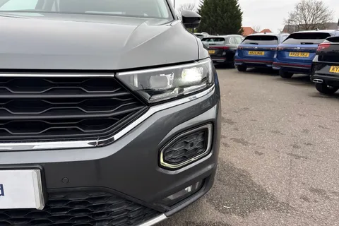 KP19KDJ Volkswagen T-Roc 2.0 TDI 4MOTION SEL ⭐1 Year VW Warranty⭐ Thumbnail #30