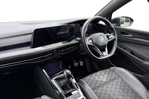 CF22UWZ Volkswagen Golf 1.5 TSI R-Line Euro 6 (s/s) 5dr Thumbnail #8