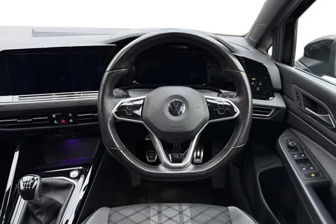 CF22UWZ Volkswagen Golf 1.5 TSI R-Line Euro 6 (s/s) 5dr Thumbnail #12