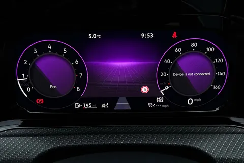 CF22UWZ Volkswagen Golf 1.5 TSI R-Line Euro 6 (s/s) 5dr Thumbnail #37