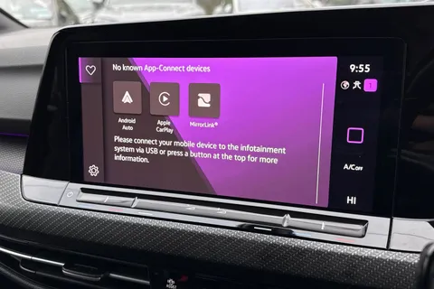 CF22UWZ Volkswagen Golf 1.5 TSI R-Line Euro 6 (s/s) 5dr Thumbnail #44