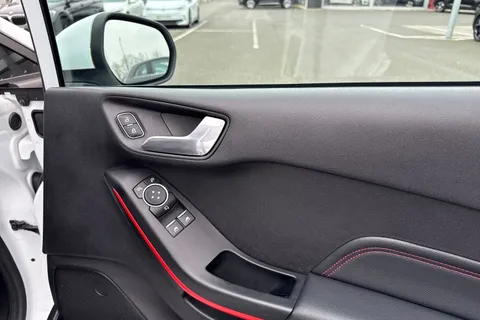 CF69DMO Ford Fiesta 1.0 EcoBoost 140 ST-Line X 5dr Thumbnail #21