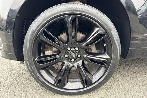 YG71OAD Land Rover Range Rover Velar 2.0 D200 MHEV R-Dynamic HSE Auto 4WD Euro 6 (s/s) 5dr Thumbnail #12