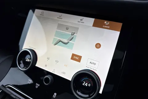 YG71OAD Land Rover Range Rover Velar 2.0 D200 MHEV R-Dynamic HSE Auto 4WD Euro 6 (s/s) 5dr Thumbnail #22