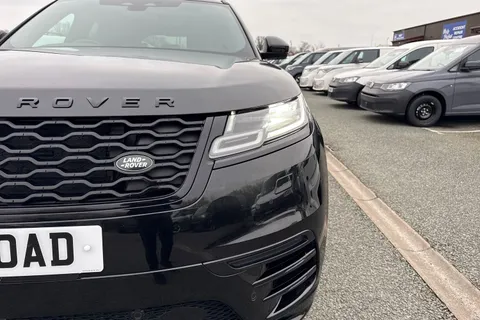 YG71OAD Land Rover Range Rover Velar 2.0 D200 MHEV R-Dynamic HSE Auto 4WD Euro 6 (s/s) 5dr Thumbnail #32