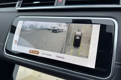 YG71OAD Land Rover Range Rover Velar 2.0 D200 MHEV R-Dynamic HSE Auto 4WD Euro 6 (s/s) 5dr Thumbnail #50