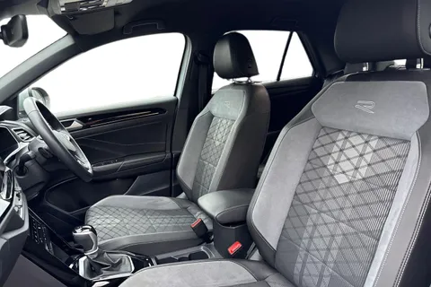 DE24OVG Volkswagen T-Roc 1.5 TSI R-Line DSG Euro 6 (s/s) 5dr Thumbnail #10