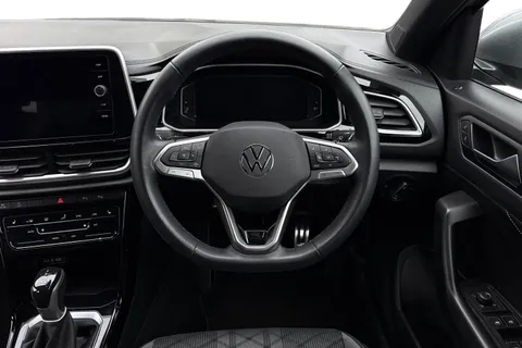 DE24OVG Volkswagen T-Roc 1.5 TSI R-Line DSG Euro 6 (s/s) 5dr Thumbnail #12