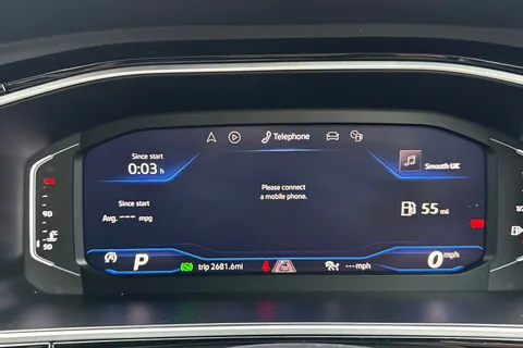 DE24OVG Volkswagen T-Roc 1.5 TSI R-Line DSG Euro 6 (s/s) 5dr Thumbnail #43