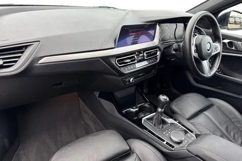 LG20OOY BMW 1 Series 1.5 116d M Sport Euro 6 (s/s) 5dr Thumbnail #14