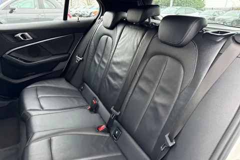 LG20OOY BMW 1 Series 1.5 116d M Sport Euro 6 (s/s) 5dr Thumbnail #18