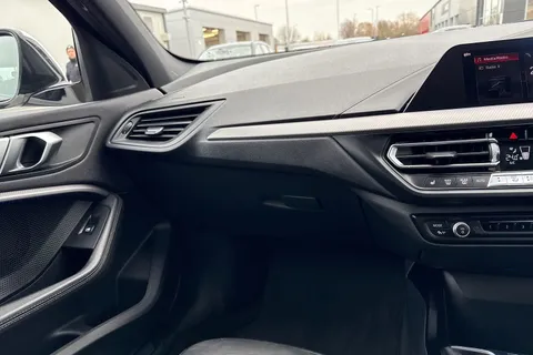 LG20OOY BMW 1 Series 1.5 116d M Sport Euro 6 (s/s) 5dr Thumbnail #19