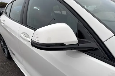 LG20OOY BMW 1 Series 1.5 116d M Sport Euro 6 (s/s) 5dr Thumbnail #34