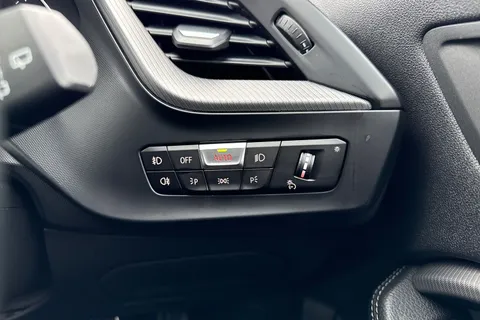 LG20OOY BMW 1 Series 1.5 116d M Sport Euro 6 (s/s) 5dr Thumbnail #41