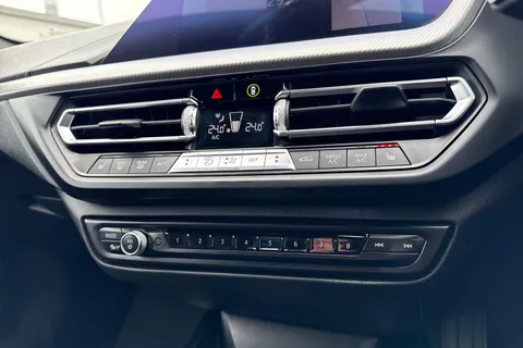 LG20OOY BMW 1 Series 1.5 116d M Sport Euro 6 (s/s) 5dr Thumbnail #56