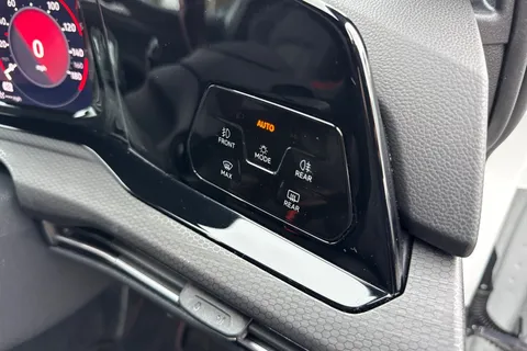 PX22YYO Volkswagen Golf 2.0 TSI GTI 5dr DSG Thumbnail #37