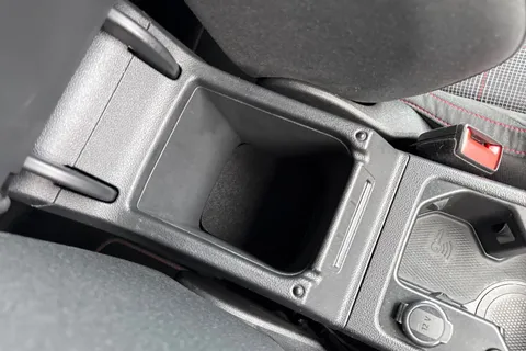 PX22YYO Volkswagen Golf 2.0 TSI GTI 5dr DSG Thumbnail #42