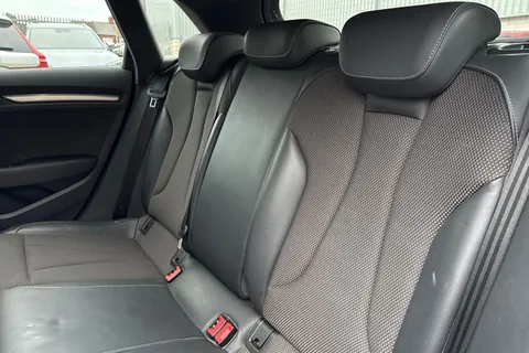 EK18HXV Audi A3 1.0 TFSI Black Edition Sportback Euro 6 (s/s) 5dr Thumbnail #13