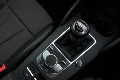 EK18HXV Audi A3 1.0 TFSI Black Edition Sportback Euro 6 (s/s) 5dr Thumbnail #19